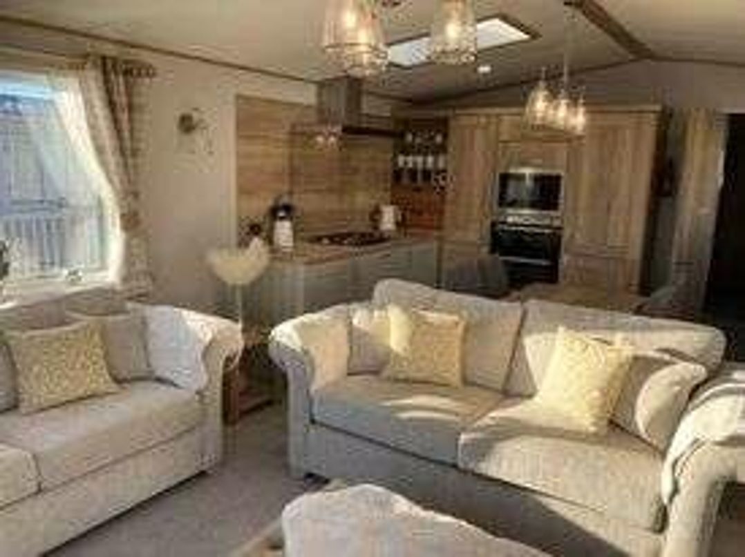 Tattershall Lakes Country Park - Holiday Accommodation 19579