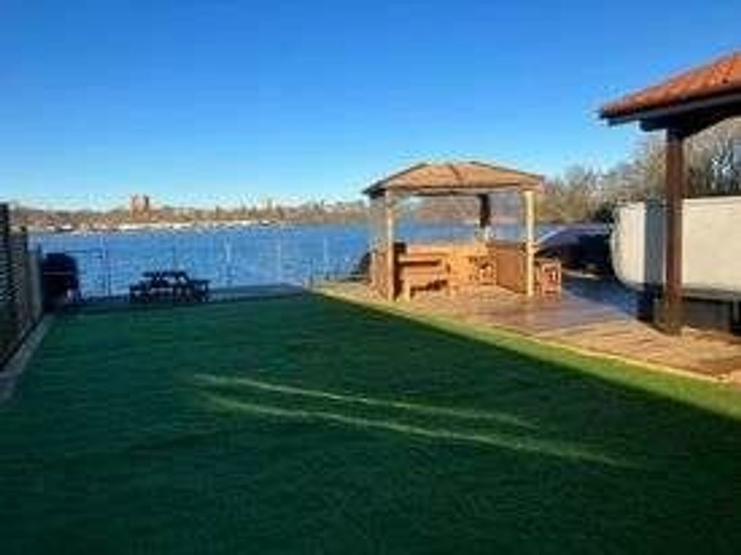 Tattershall Lakes Country Park - Holiday Accommodation 19586