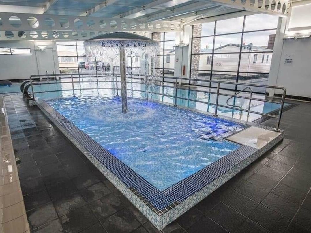 Golden Gate Holiday Centre - Holiday Accommodation 20020