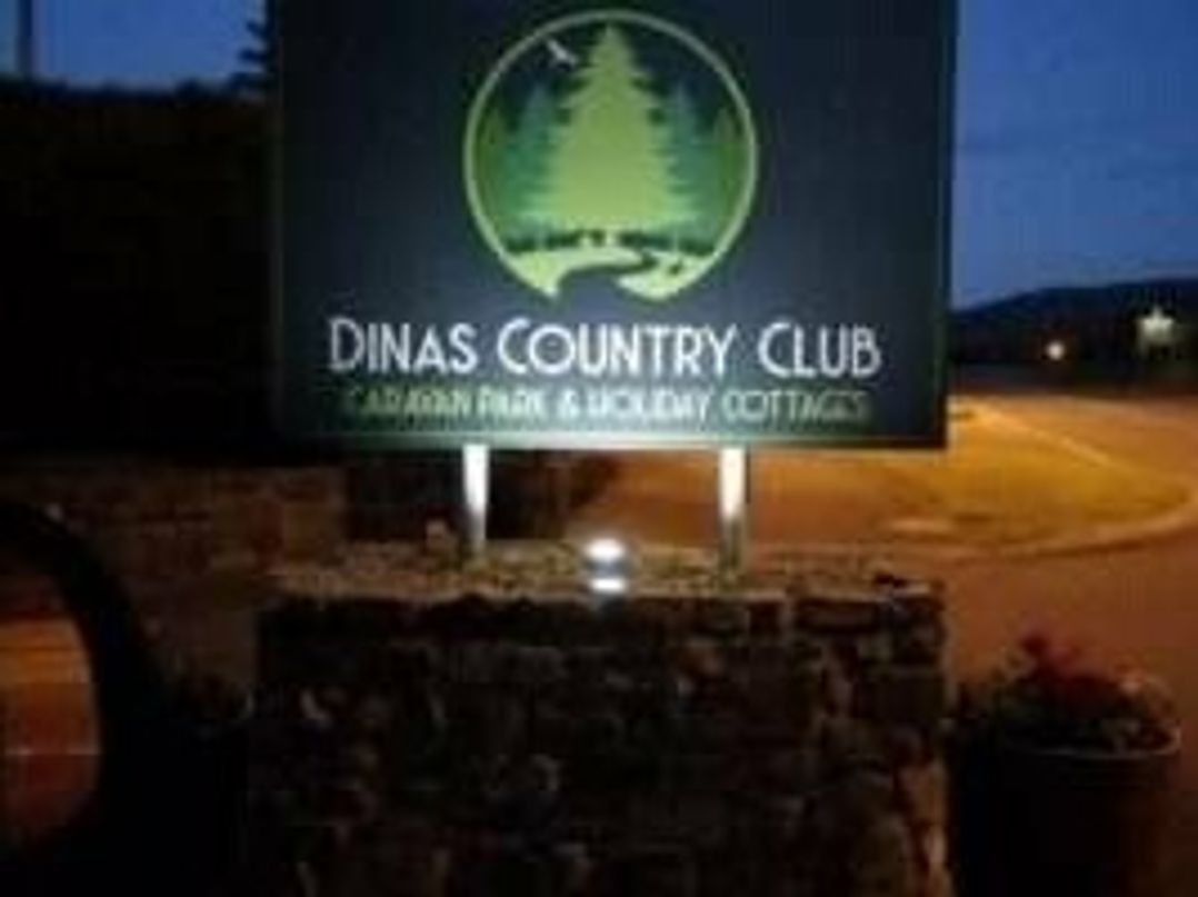 Dinas Cross Country Park - Holiday Accommodation 20053