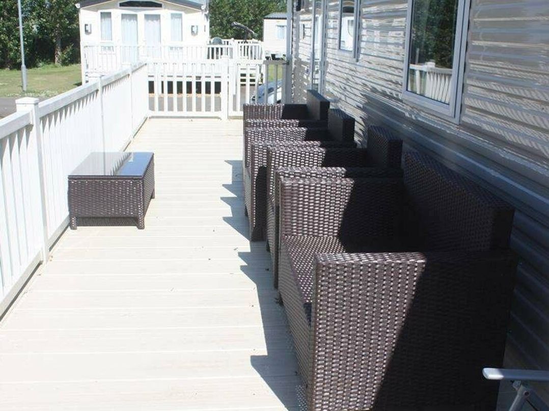 Manor Park Holiday Village - Holiday Accommodation 20144