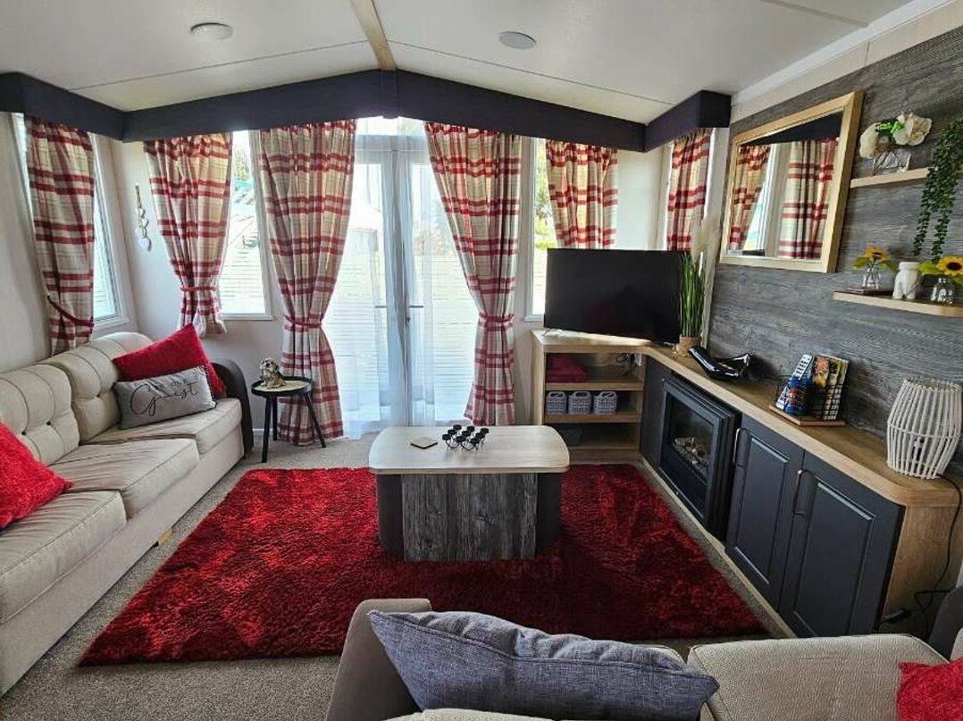 Caister Holiday Park - Holiday Accommodation 20352