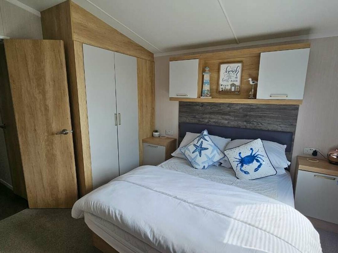 Caister Holiday Park - Holiday Accommodation 20352