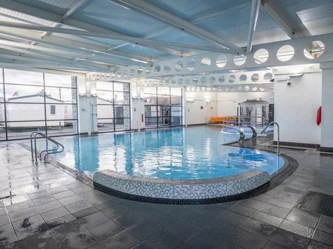 Golden Gate Holiday Centre - Holiday Accommodation 20618