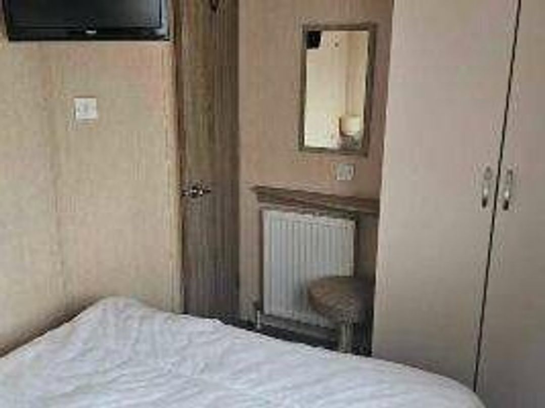 Devon Cliffs Holiday Park - Holiday Accommodation 20745