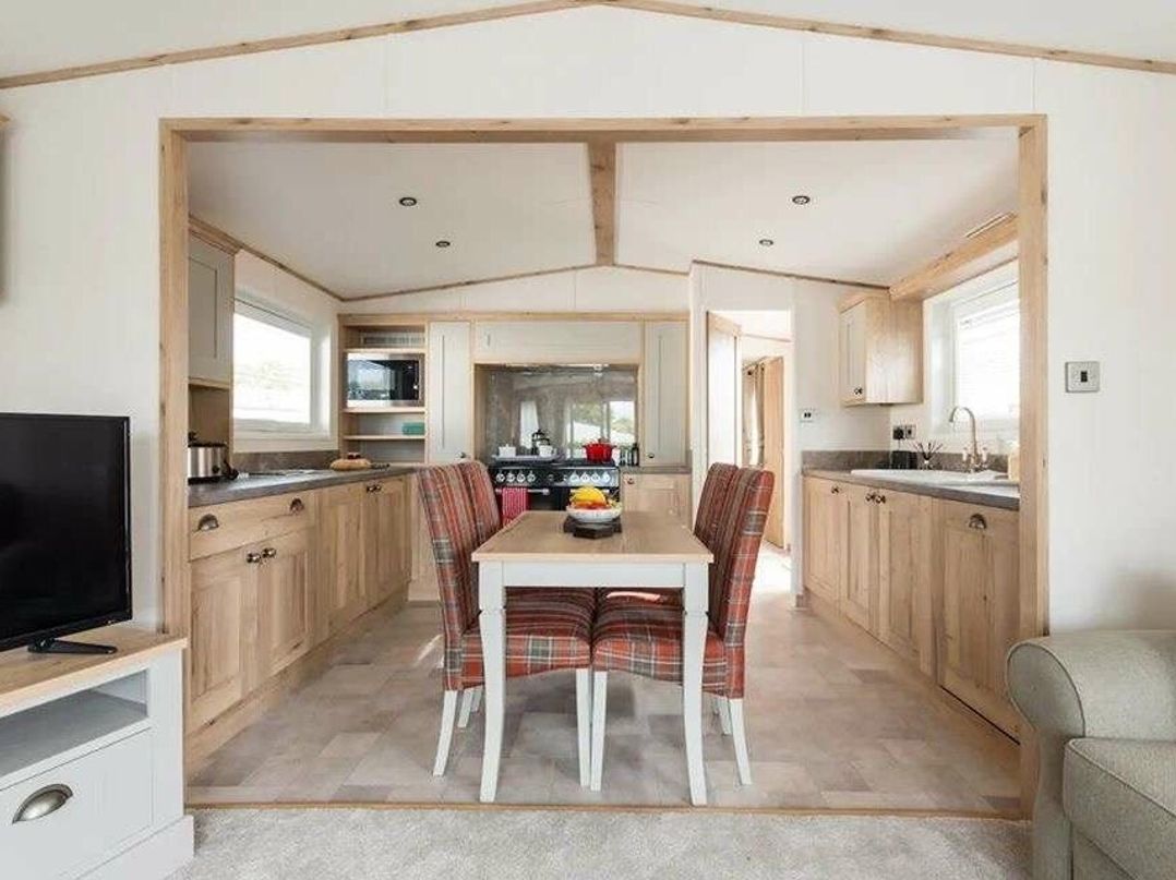 Hoburne Cotswolds - Holiday Accommodation 20964