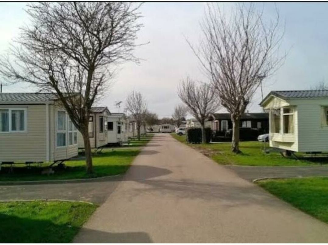 Riverside Caravan Centre - Holiday Accommodation 21605