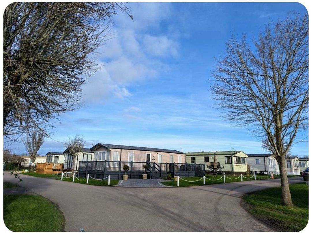 Riverside Caravan Centre - Holiday Accommodation 21605