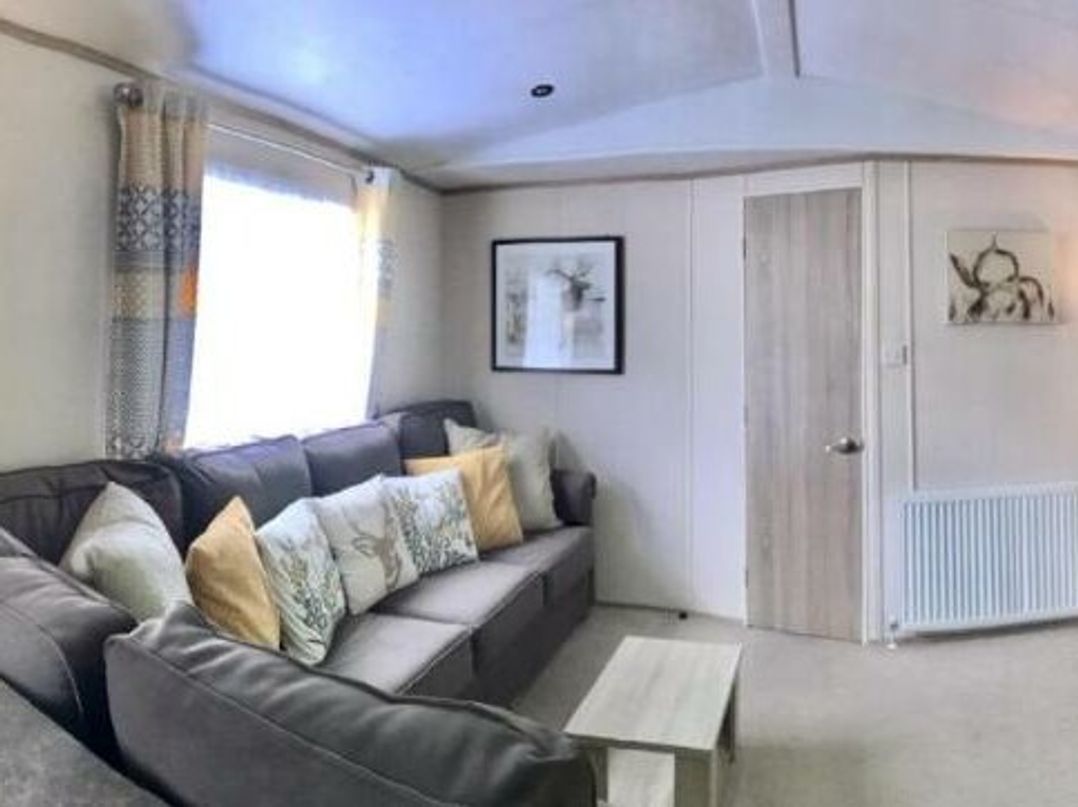 Oakdene Forest Park - Holiday Accommodation 21736