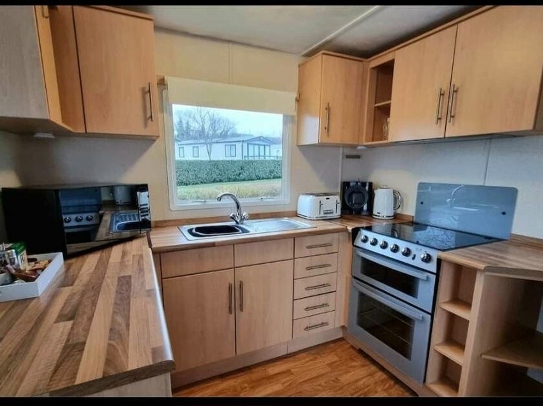 Marton Mere Holiday Village - Holiday Accommodation 21865