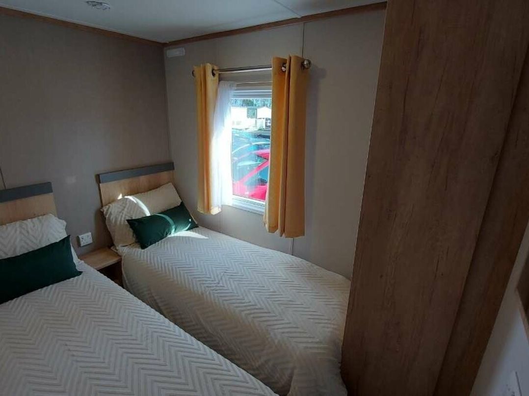 Cresswell Towers - Holiday Accommodation 21883