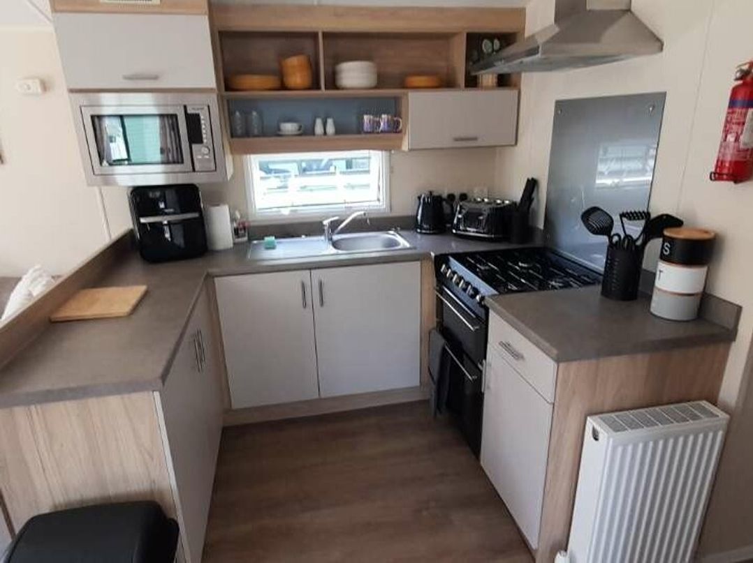 Riverside Leisure Park - Holiday Accommodation 22223