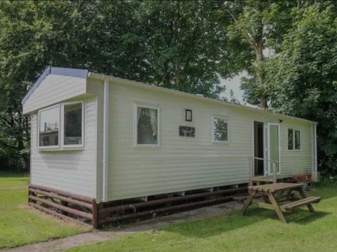 Blackmoor Farm - Holiday Accommodation 22352