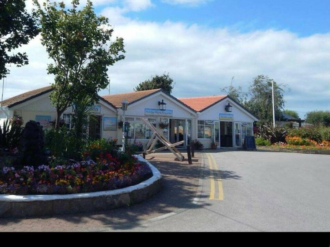 Lido Beach Holiday Park - Holiday Accommodation 22376