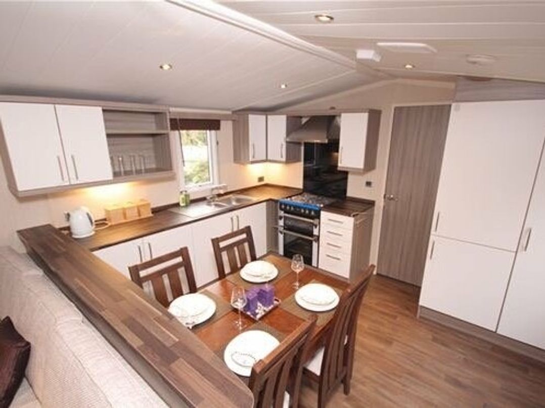 Hopton Holiday Village - Holiday Accommodation 3058
