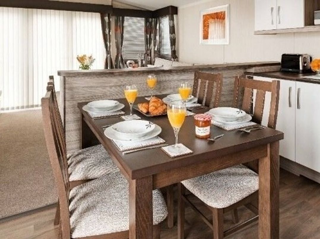 Hopton Holiday Village - Holiday Accommodation 3058