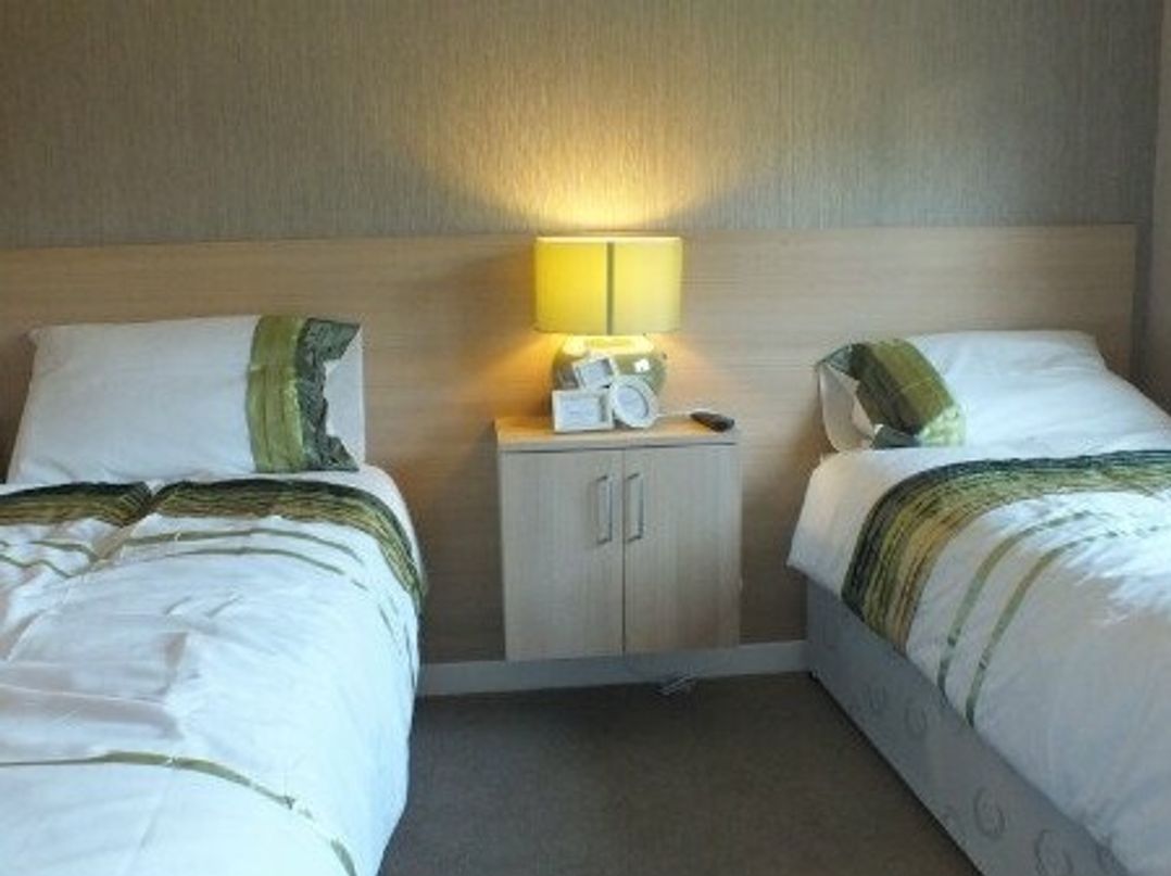 White Acres Holiday Park - Holiday Accommodation 399
