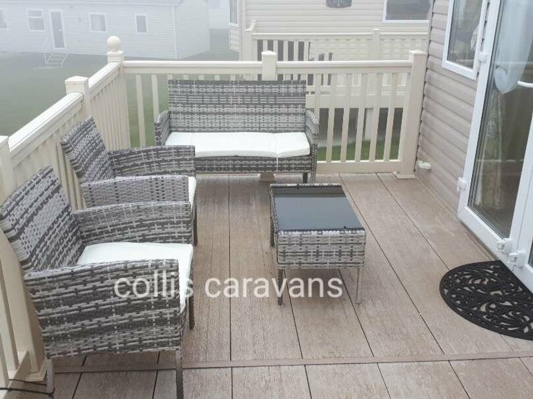 Blue Dolphin Holiday Park - Holiday Accommodation 8128