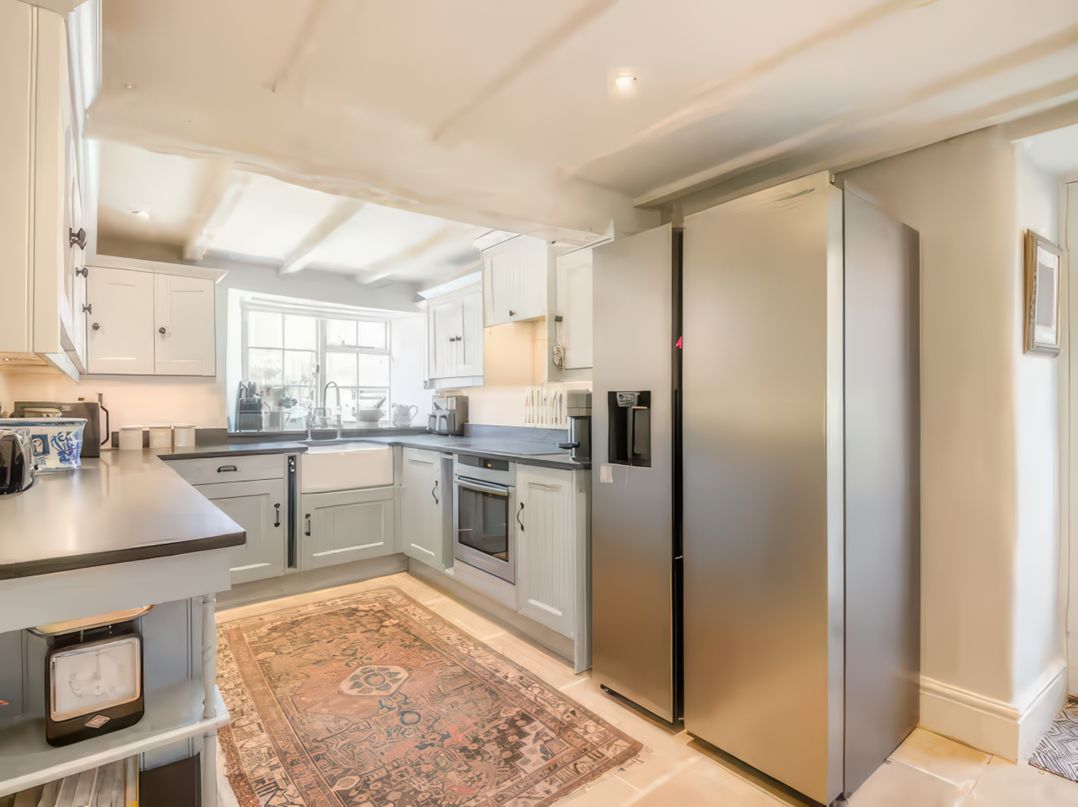 Cotswolds - Garden - Bbq - Parking - Sleeps 6