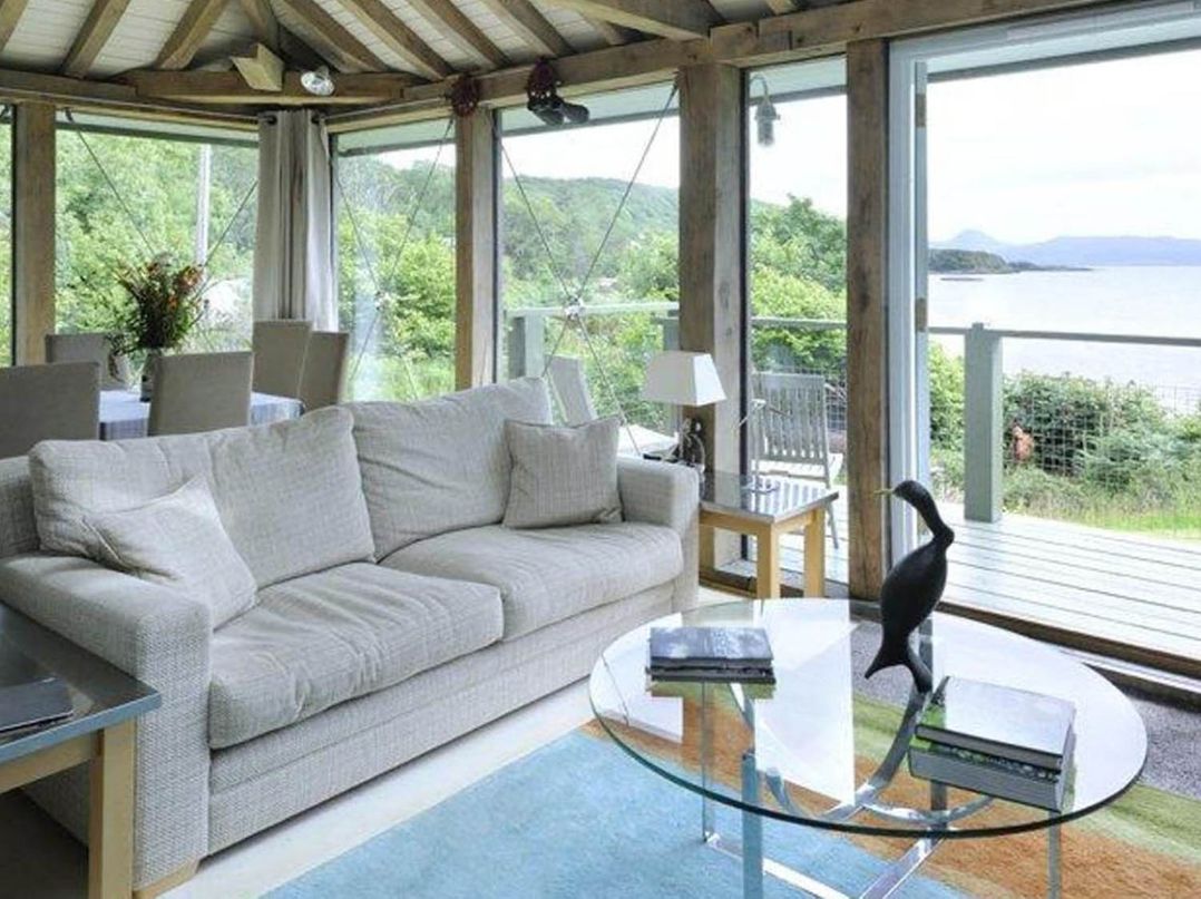 Tigh na Mara Sleeps 4 Sea Views Pet Friendly