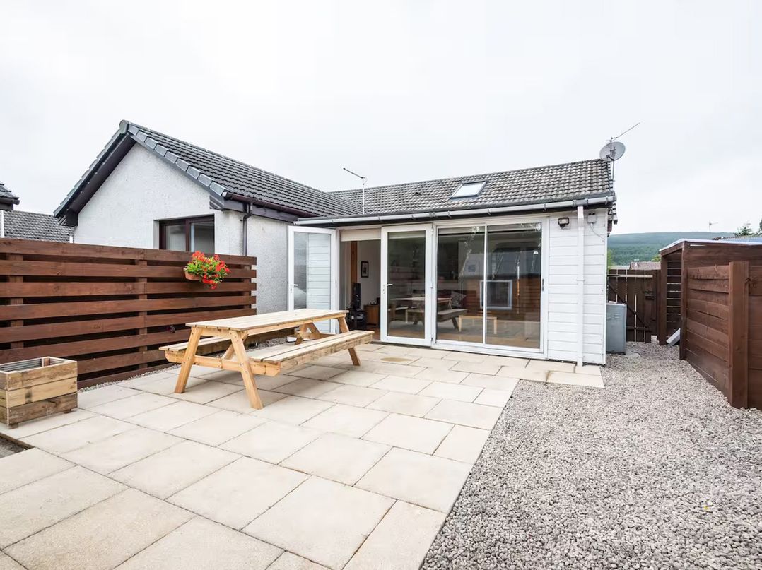2bed Cottage Private garden Freeparking