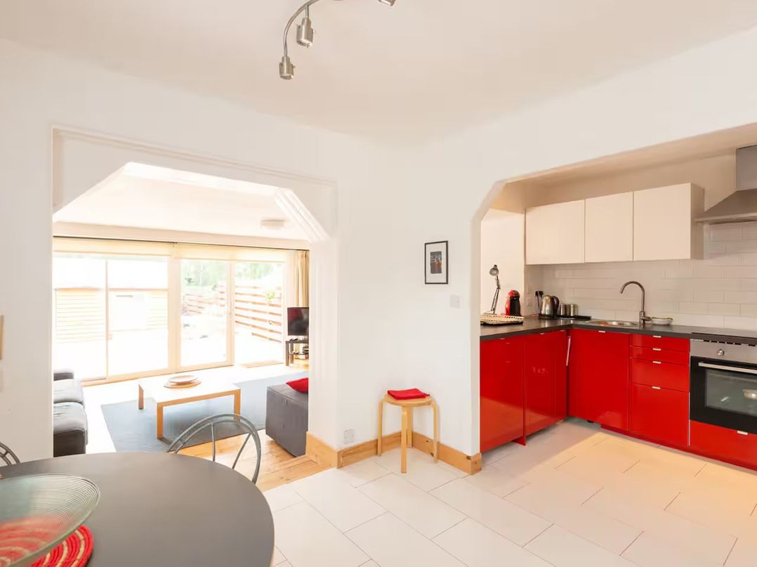 2bed Cottage Private garden Freeparking