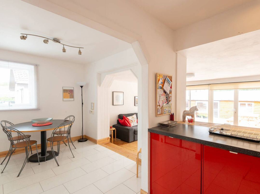 2bed Cottage Private garden Freeparking