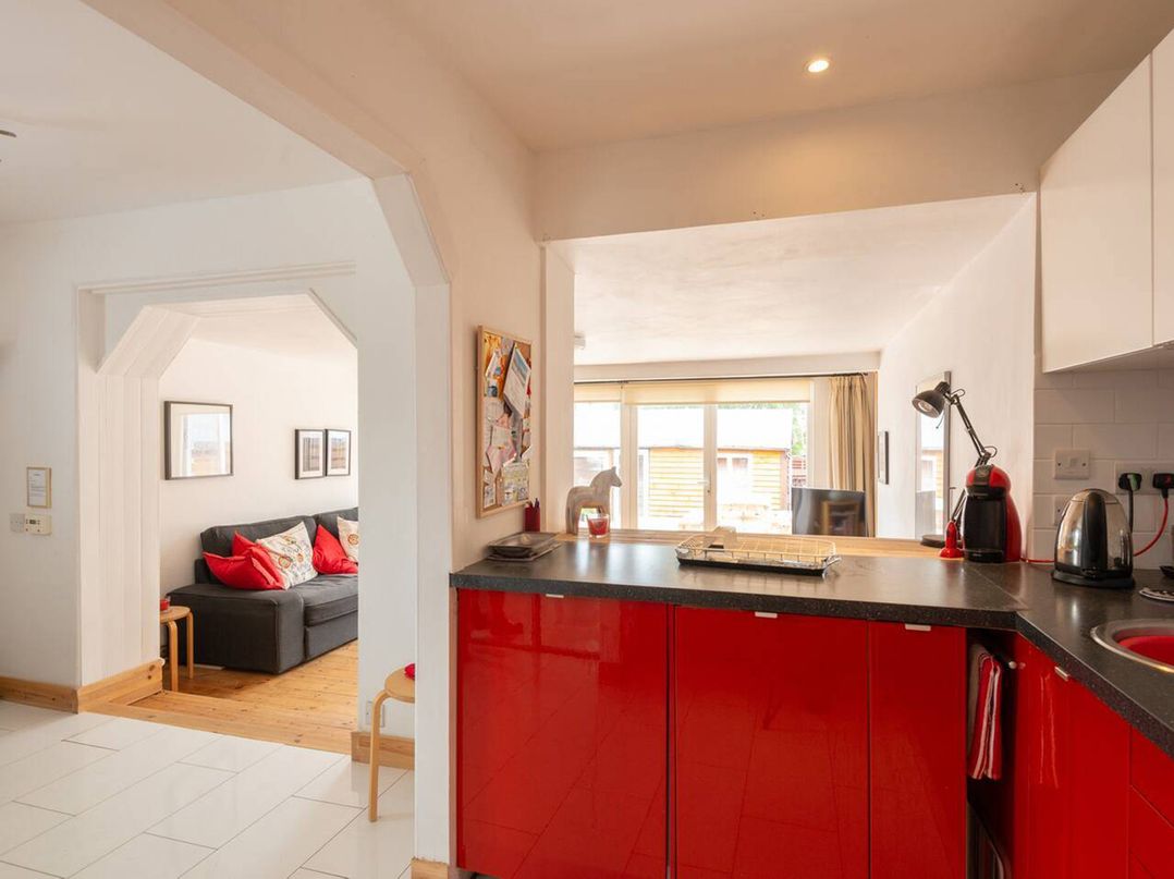 2bed Cottage Private garden Freeparking