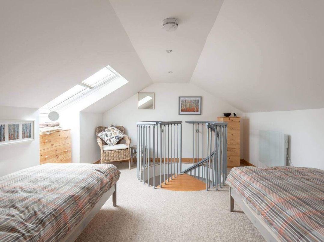 2bed Cottage Private garden Freeparking