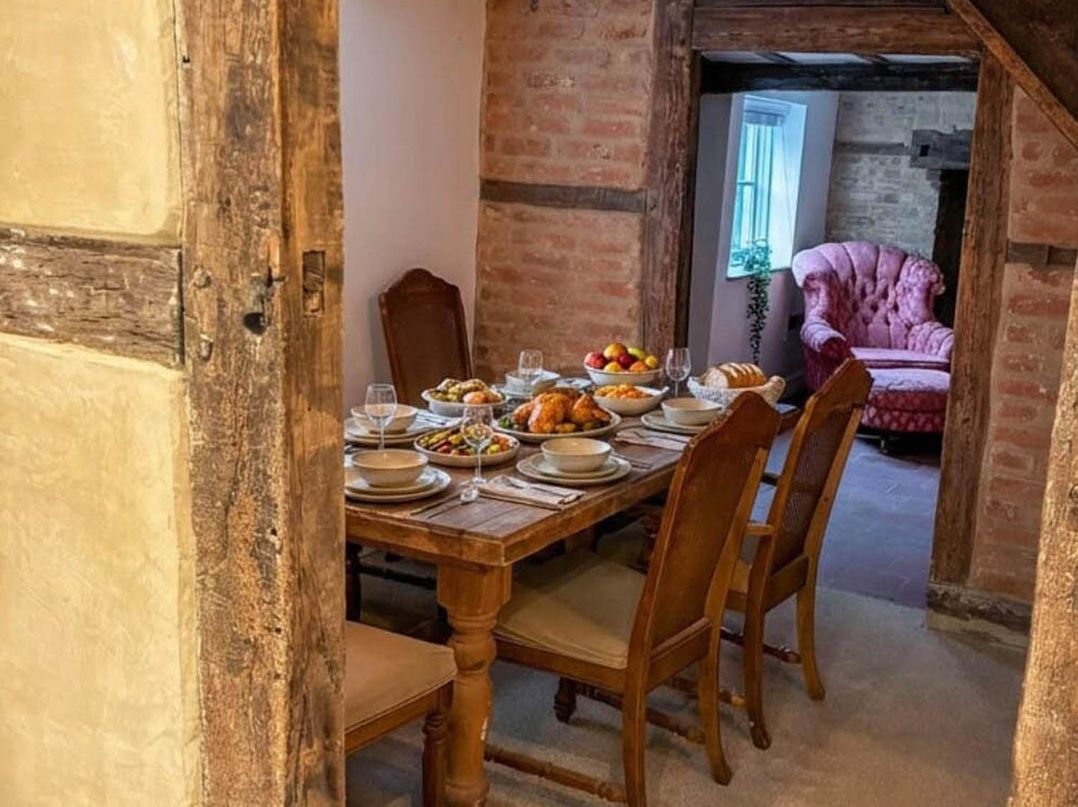 Peaceful 3 Bed Cottage in Lower Pendock