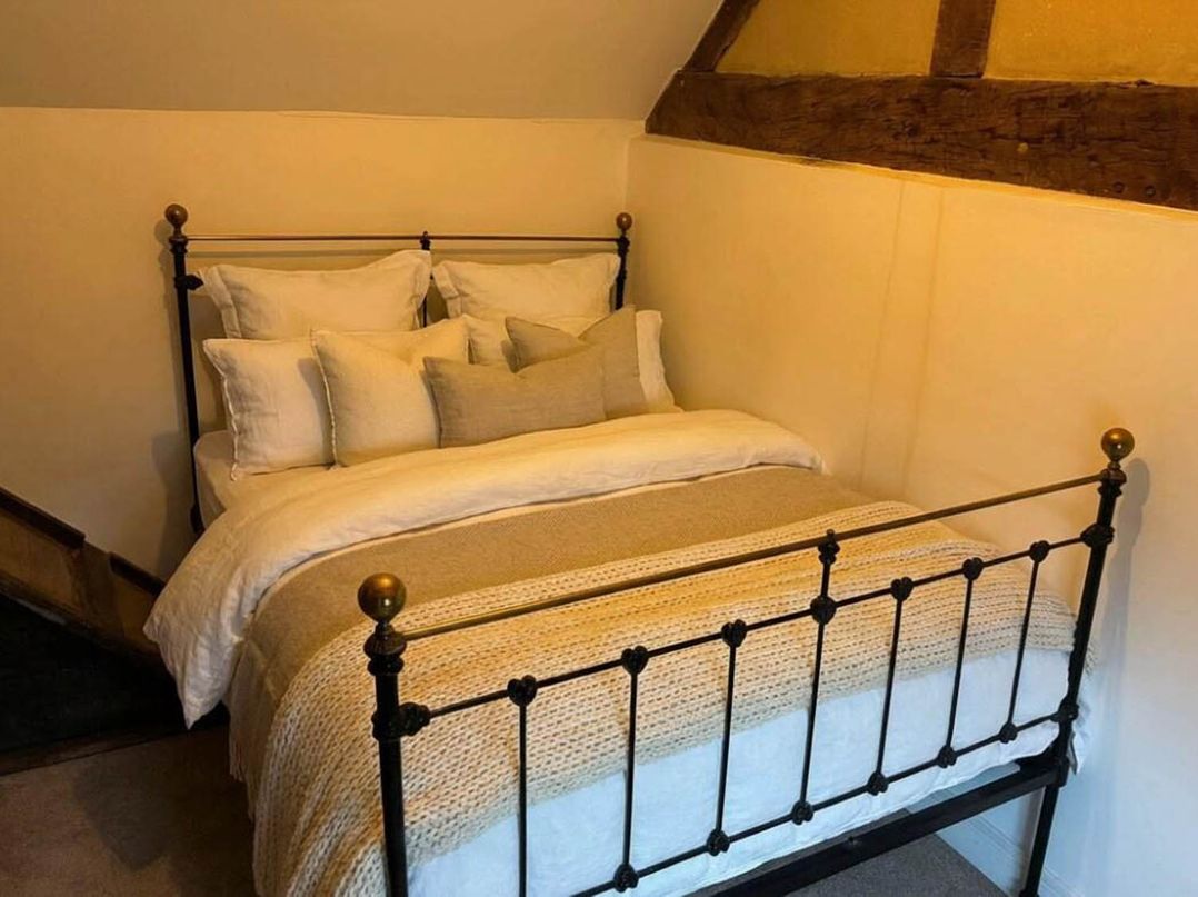 Peaceful 3 Bed Cottage in Lower Pendock