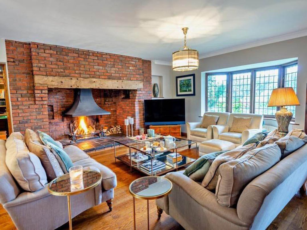 Holiday cottage, Cookham (Quarry Cottage)