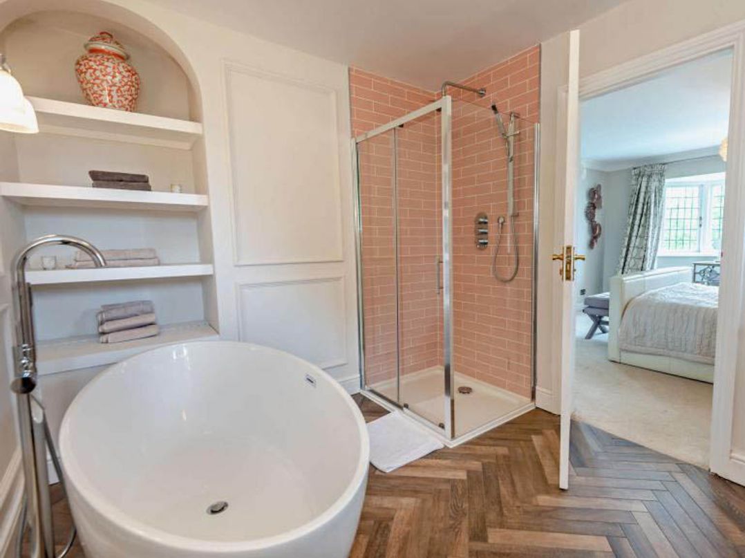 Luxurious 5 Bedroom House in Cookham near  Marlow