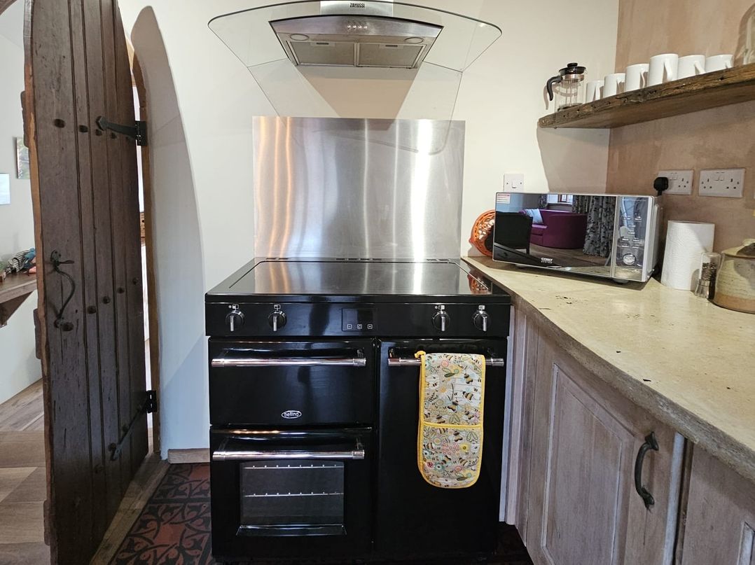 Pet Friendly 3Bed Barn Sleeps 7 Parking Garden