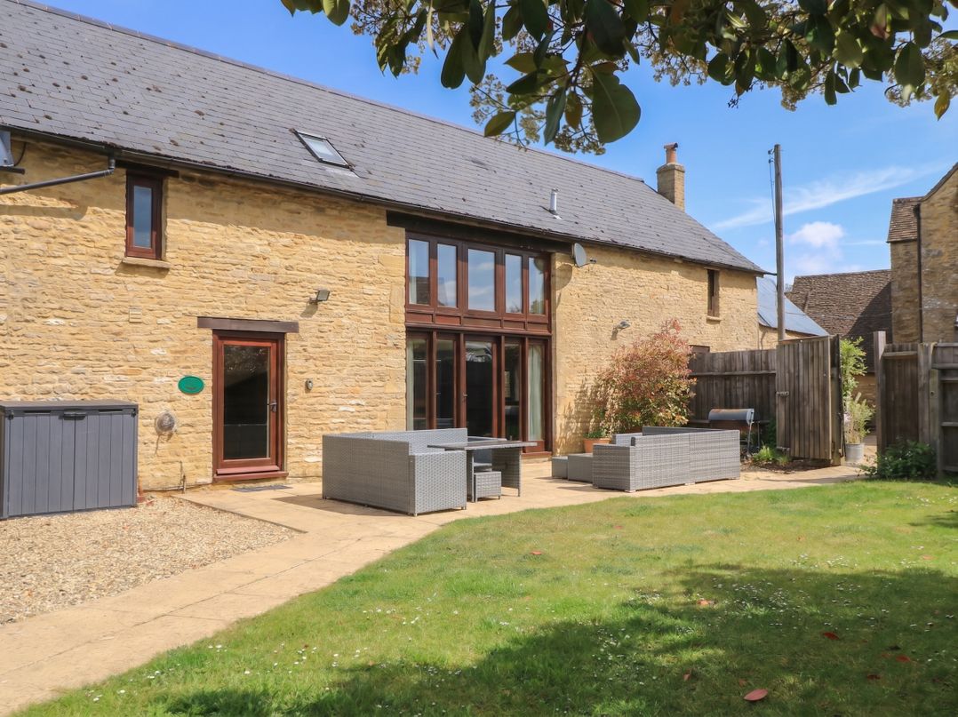 Holiday cottage in Lyneham, the Cotswolds