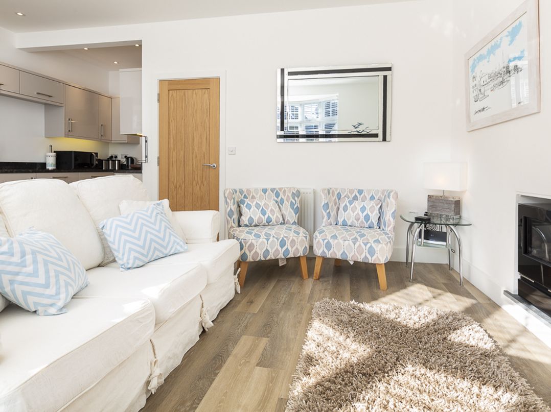 The Apartment, Newcomen Road
