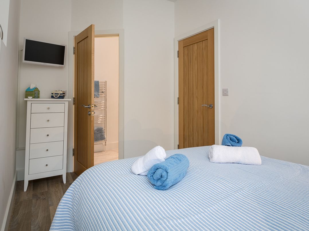 The Apartment, Newcomen Road