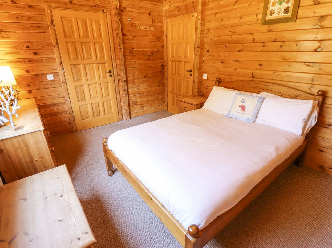 Jemima Lodge