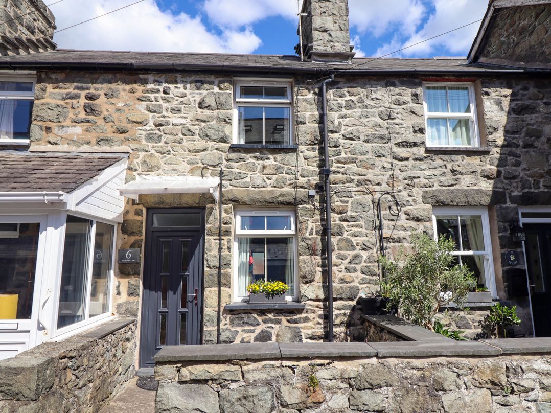 6 Smithfield Lane