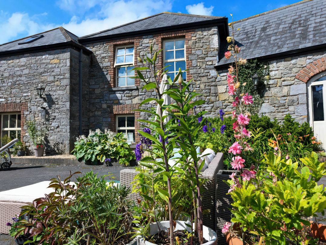 Coach House
