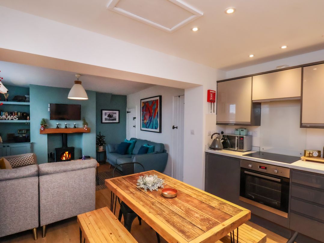 Sunshine Cottage
