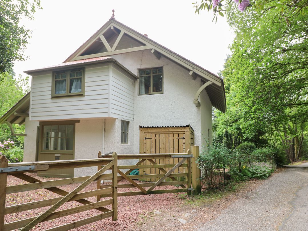 Tower Lodge, Lochawe - Sleeps 6 guests