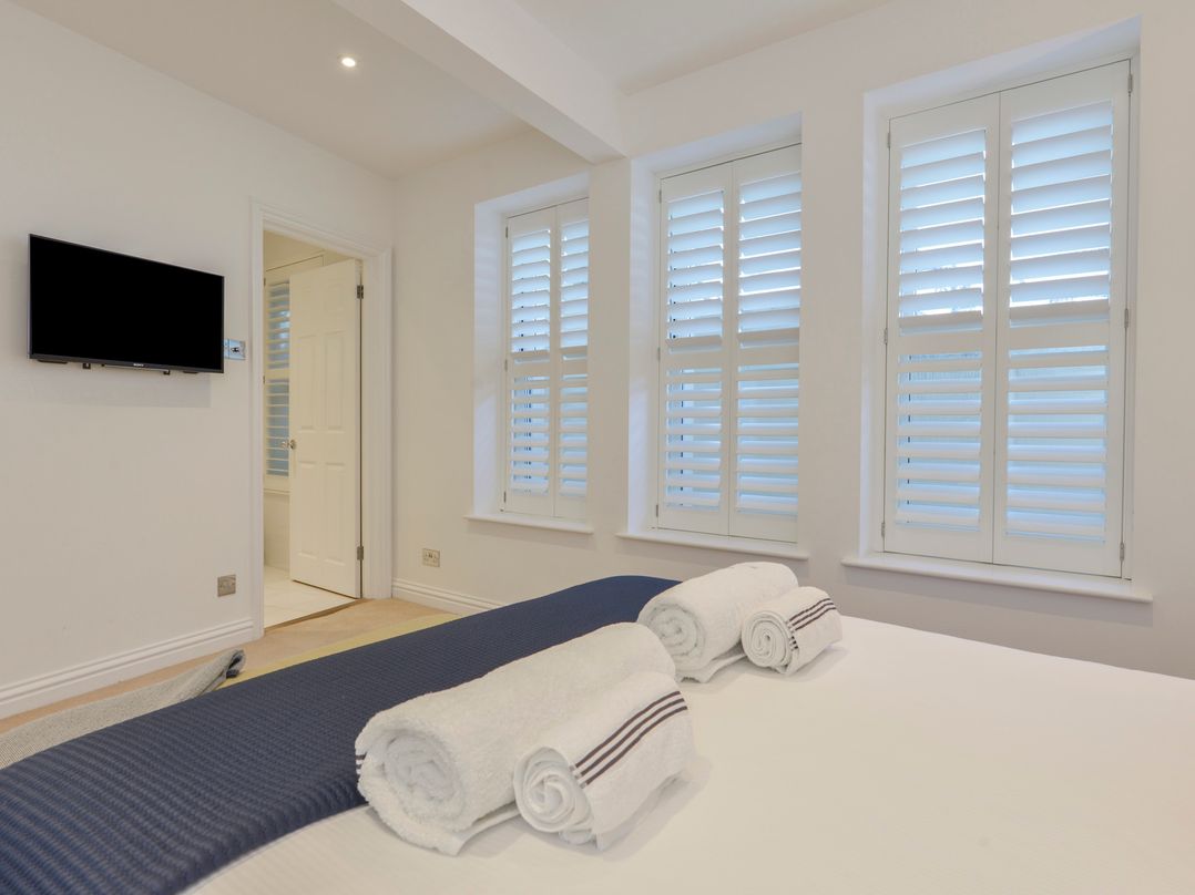 10 Cove View