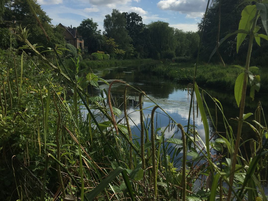 RiverGem - Riverside Coach House