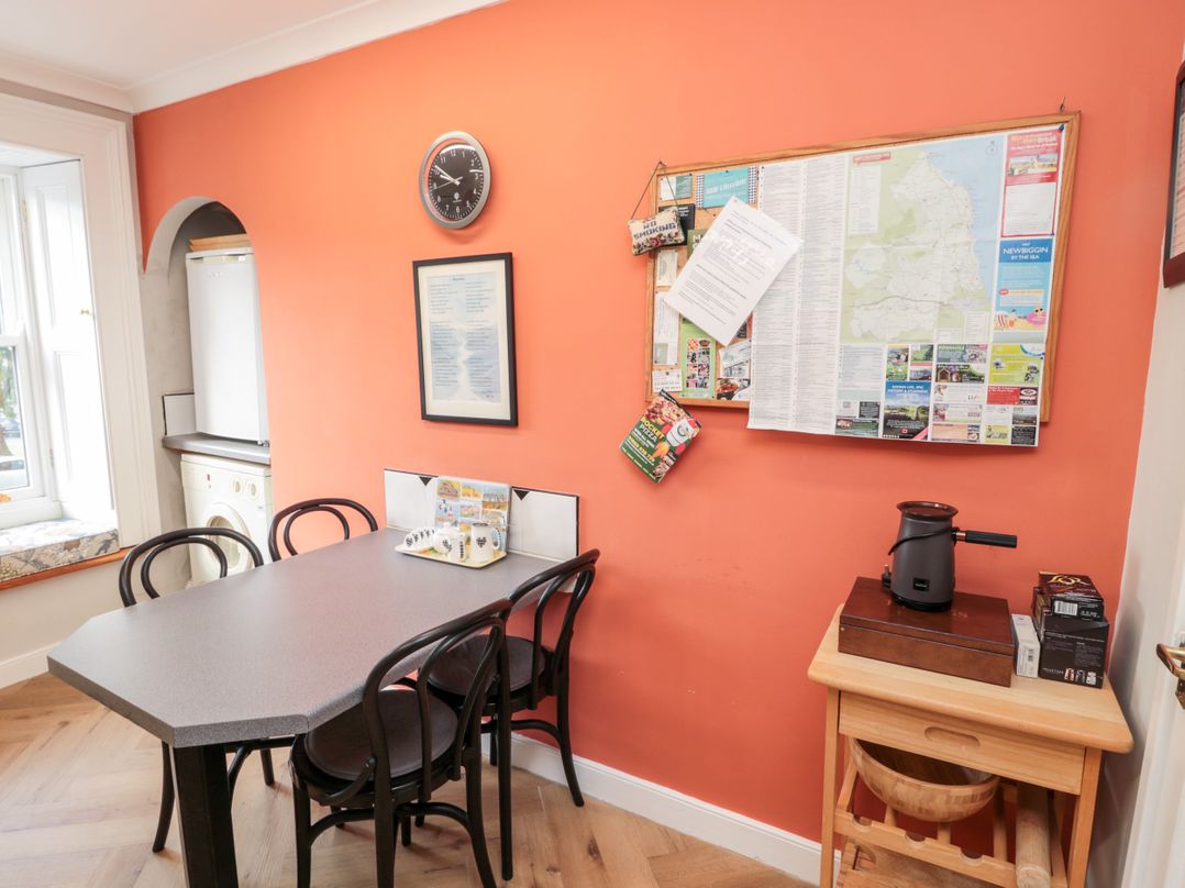 Simonside Apartment