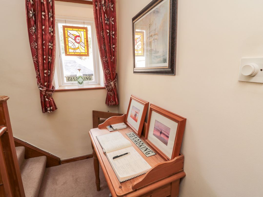 Simonside Apartment