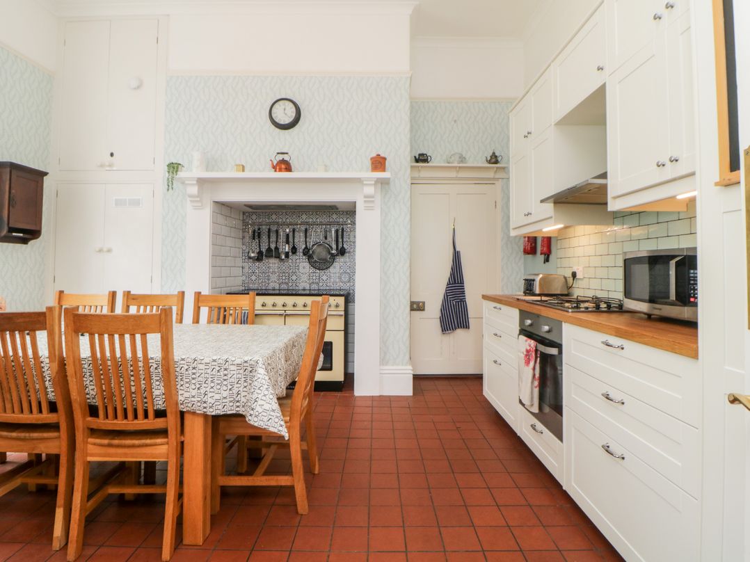 Holcombe House