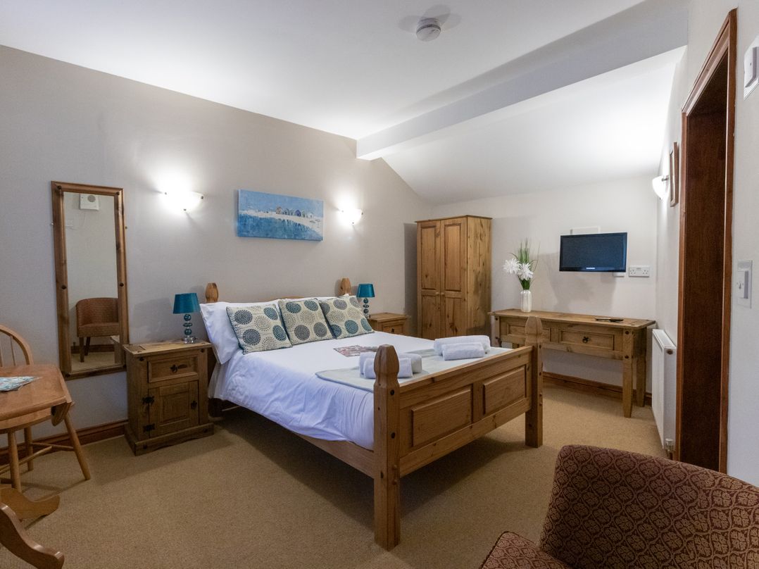 Riverhouse Lodge