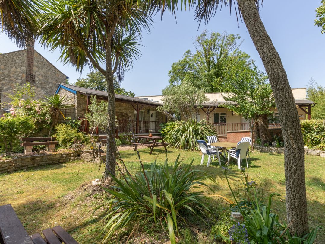 Riverhouse Lodge