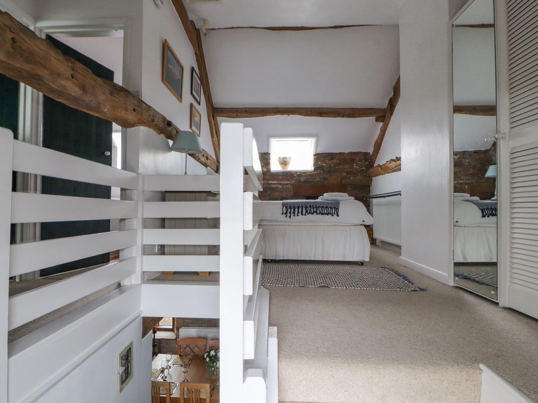Barn End